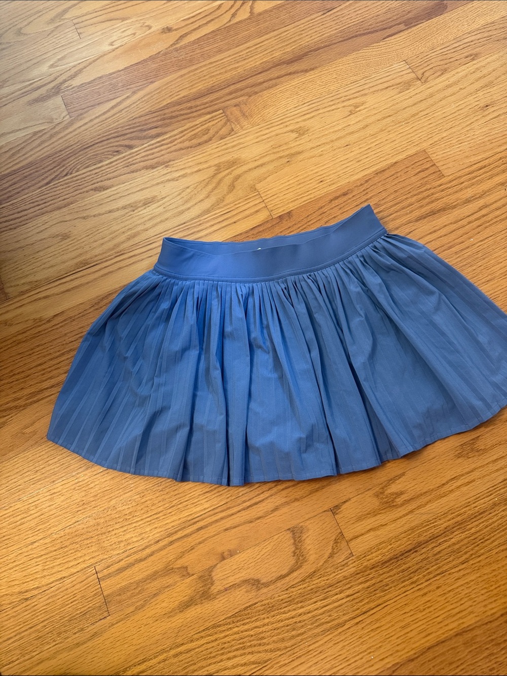 Lululemon Blue Pleated Women's Skirt - Casual Flared Hem